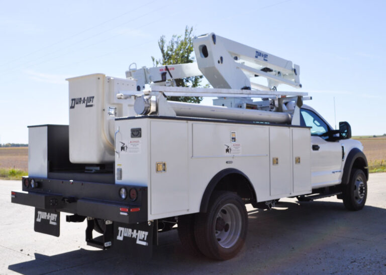 DTA2 Series Bucket Truck | Dur-A-Lift