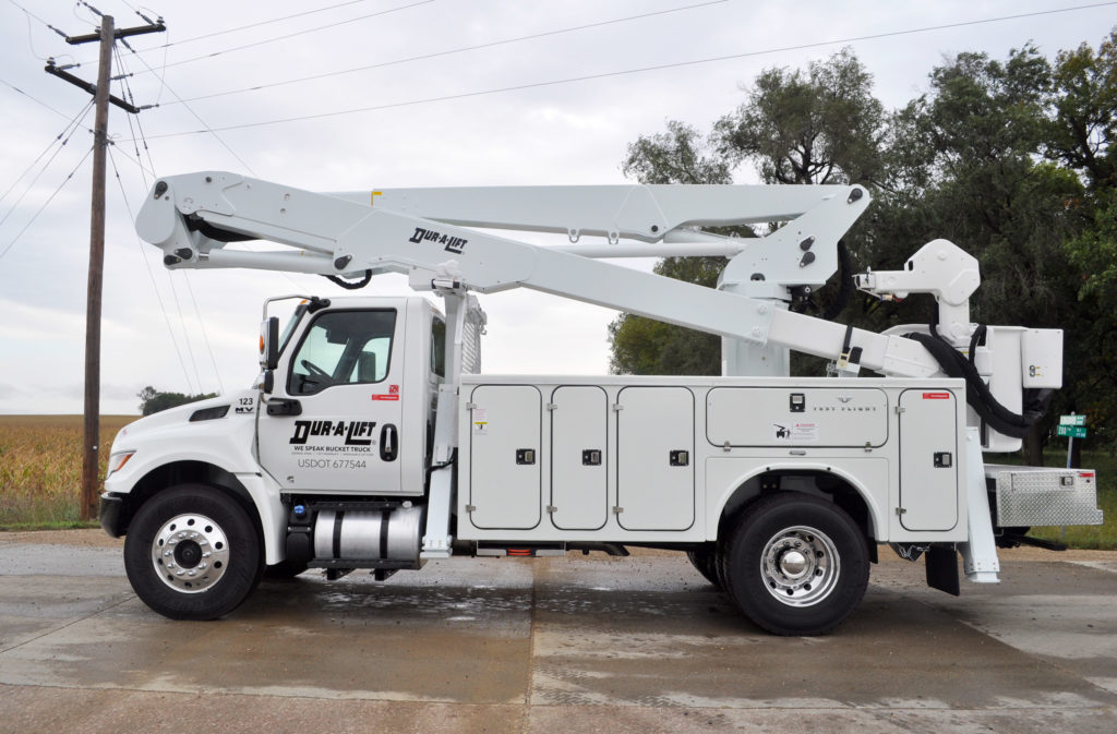 Home | Bucket Trucks | Dur-A-Lift | Made in the USA